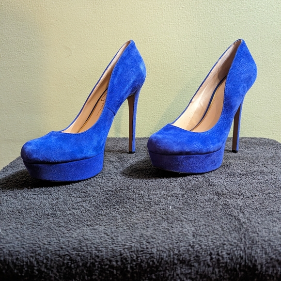 Jessica Simpson platform pumps - Picture 2 of 4